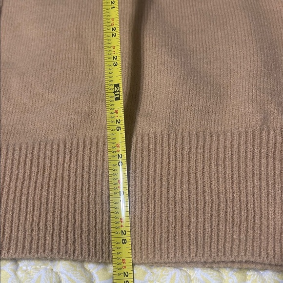 Easel Warm Camel Crew Neck Oversized Sweater Size Medium - Picture 6 of 6